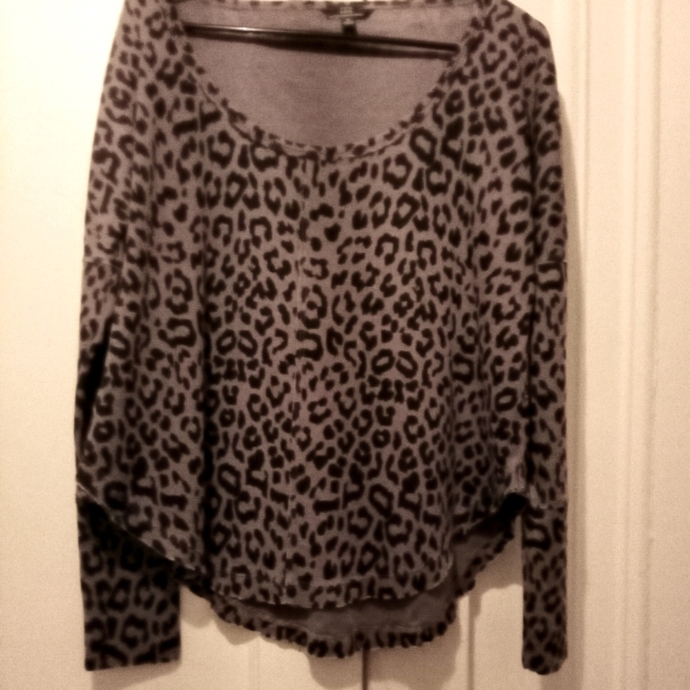 Leopard Print Long Sleeve Top Size M